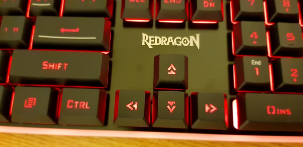 Unboxing si prezentare tastatura de gaming Redragon Dyaus K509 Back-light-cursor-red